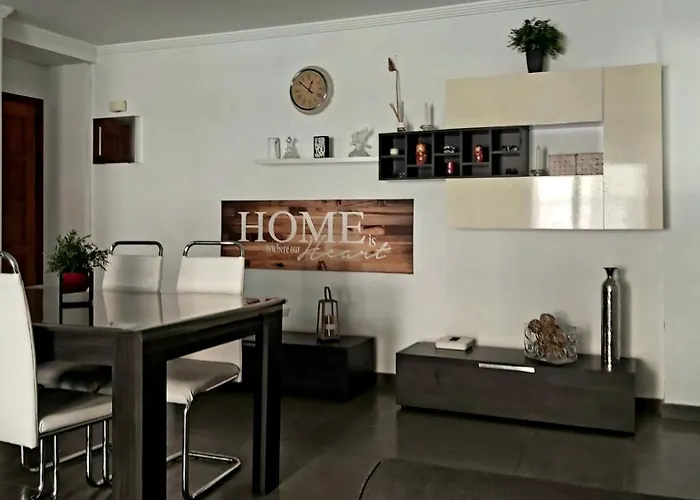 Sara Vacations Lägenhet *